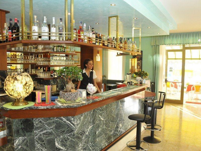 Hotel Jadran Lido di Jesolo Exterior foto